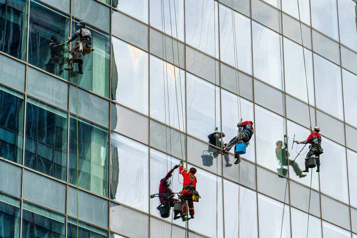 Fenster- & Fassadenreinigung Leistungen Bild
